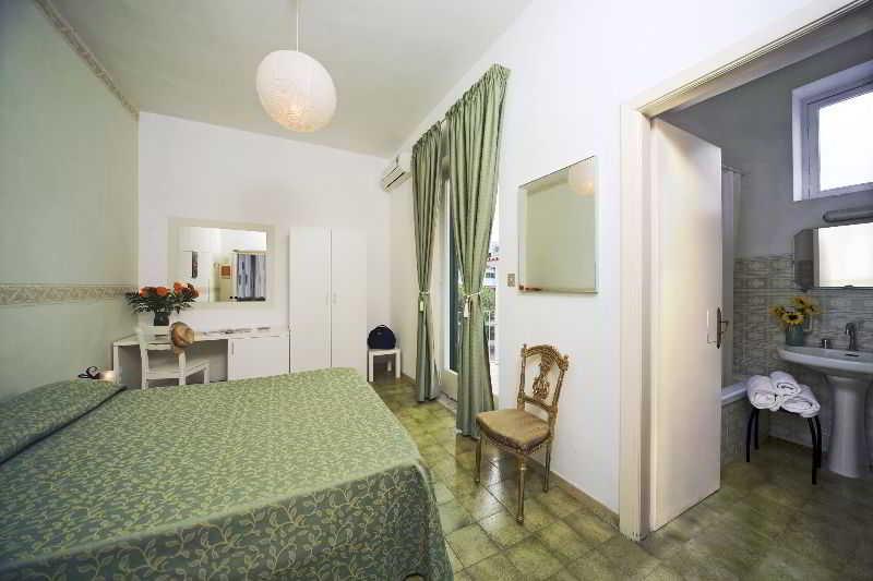 Villa Diana Rooms Ischia Esterno foto