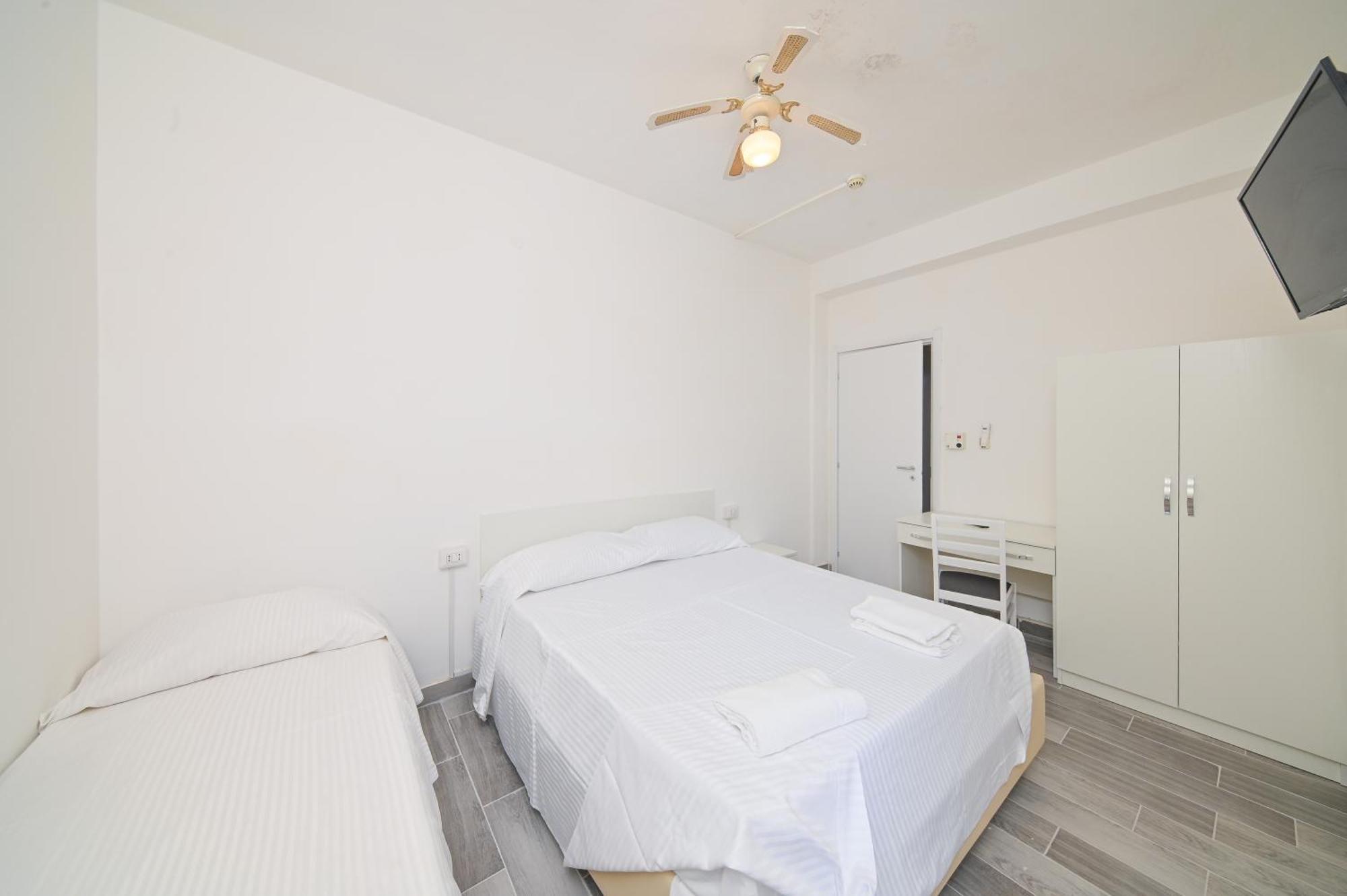 Villa Diana Rooms Ischia Esterno foto