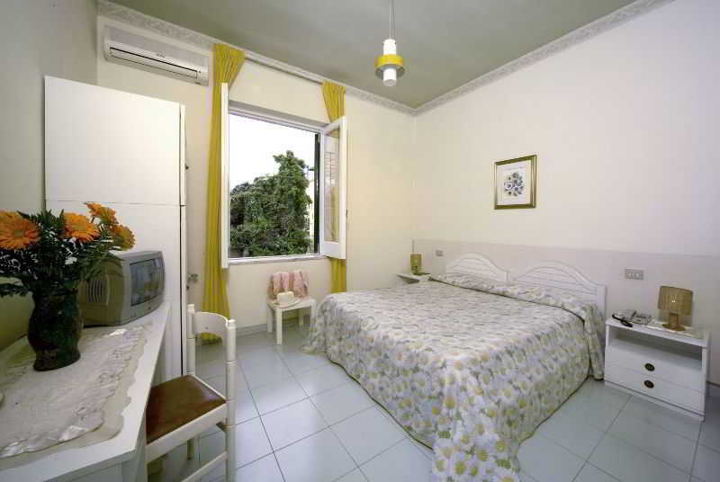 Villa Diana Rooms Ischia Esterno foto